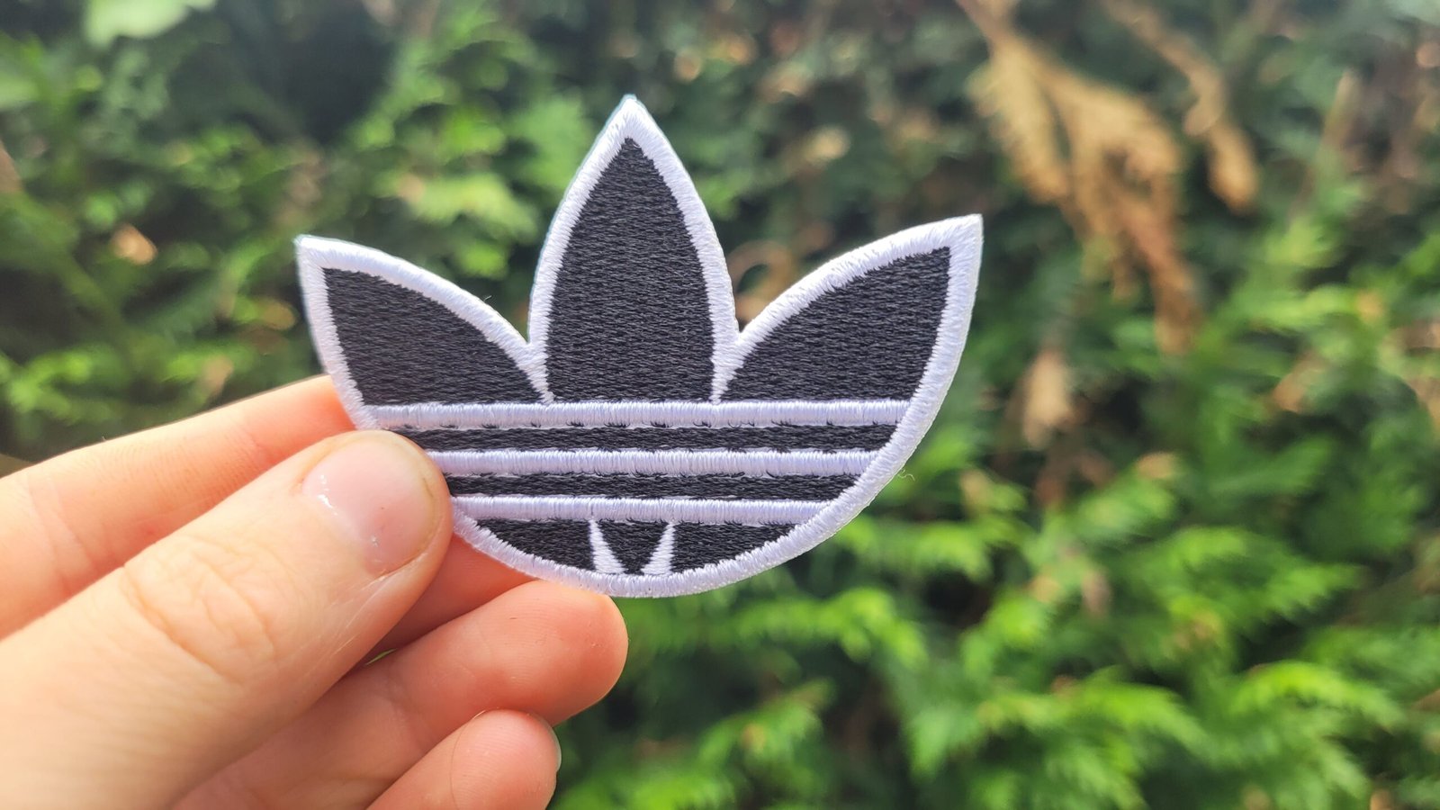 Adidas Trefoil Embroidered patch Logo - Image 5
