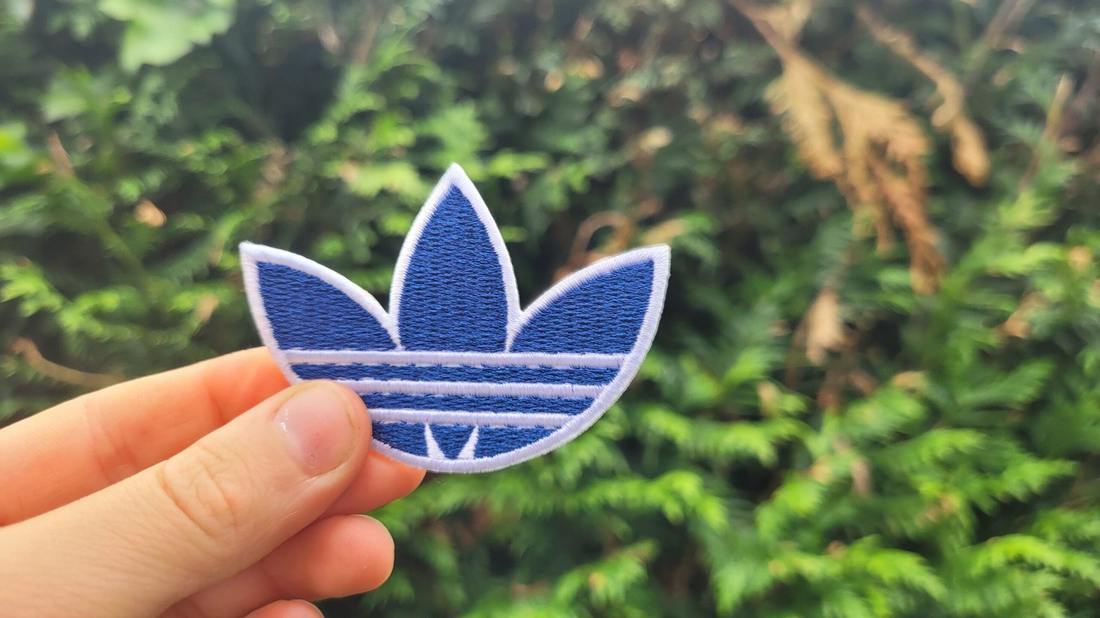Adidas Trefoil Embroidered patch Logo - Image 4
