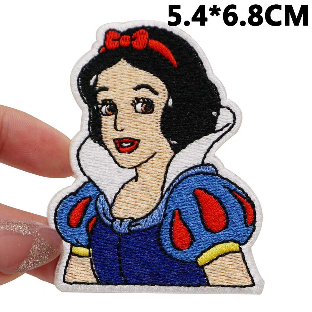 Snow White HATCH BD35-1 Embroidered Patch - Heat Apply