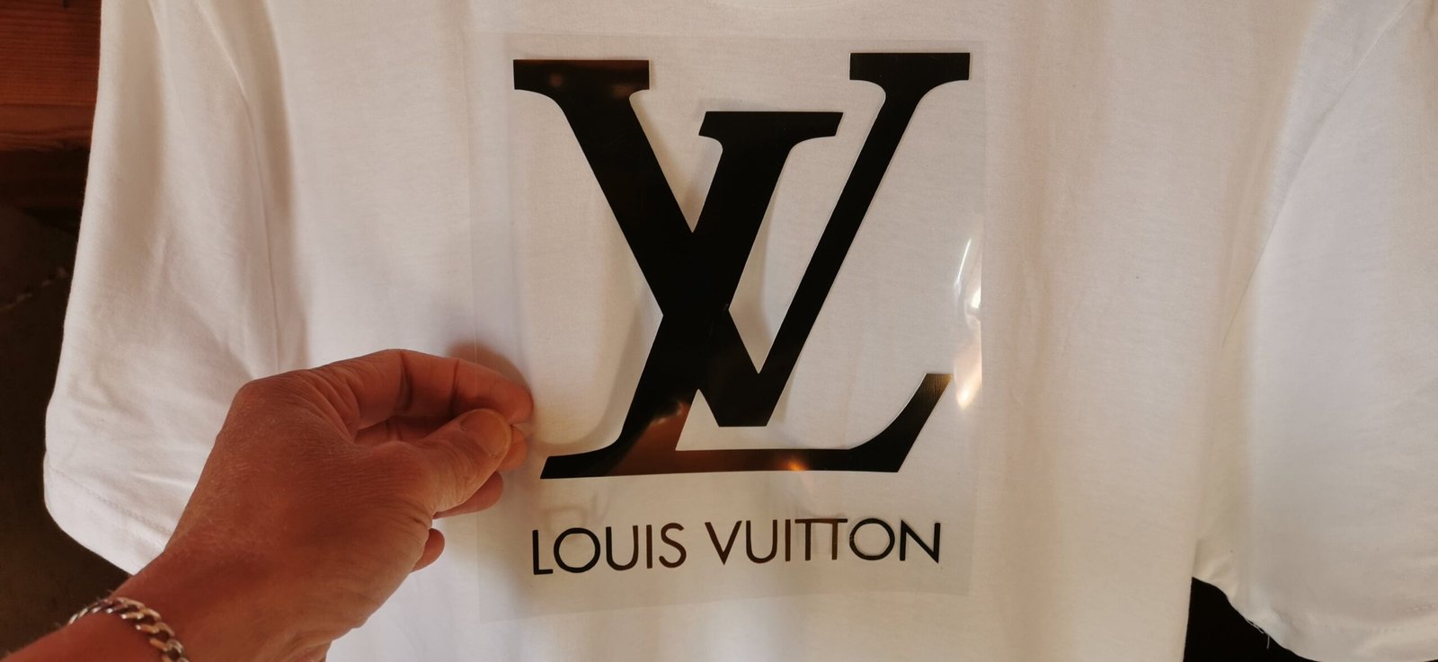 LV Luis Vuitton Logo Iron-on Decal (heat transfer) - Image 4