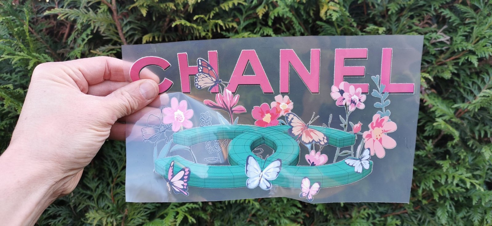 CHANEL Big Color Logo